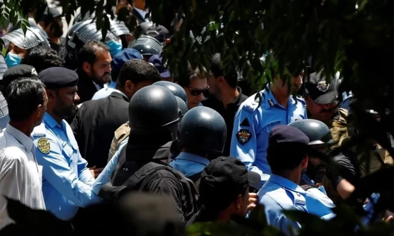 Former PAK PM Imran Khan returns home after arrest, riots