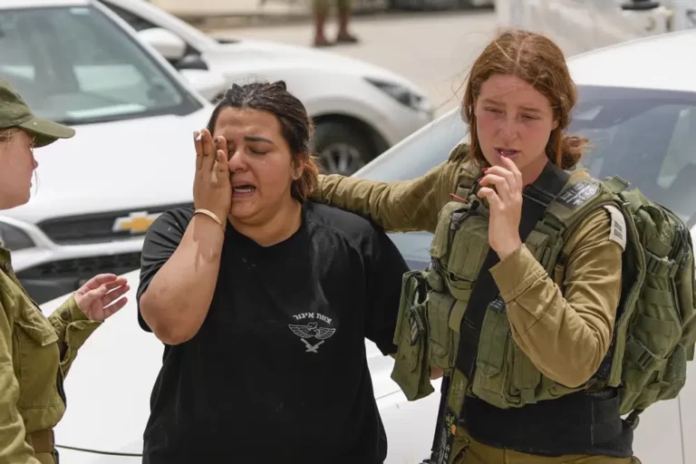 3 Israeli soldiers, Egyptian officer killed in gunbattle at the border