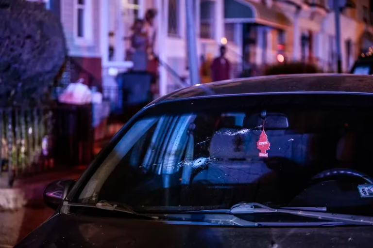 Philadelphia Firing : Gunman opens fire at random on Philadelphia streets, killing 4 before he is arrested, police say