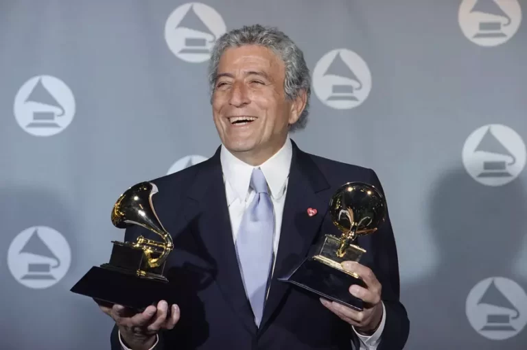 Tony Bennett, legendary singer and master of the American songbook, dies at 96