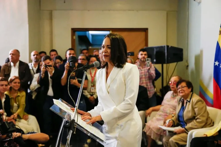 Venezuela’s top court suspends results of opposition presidential primary