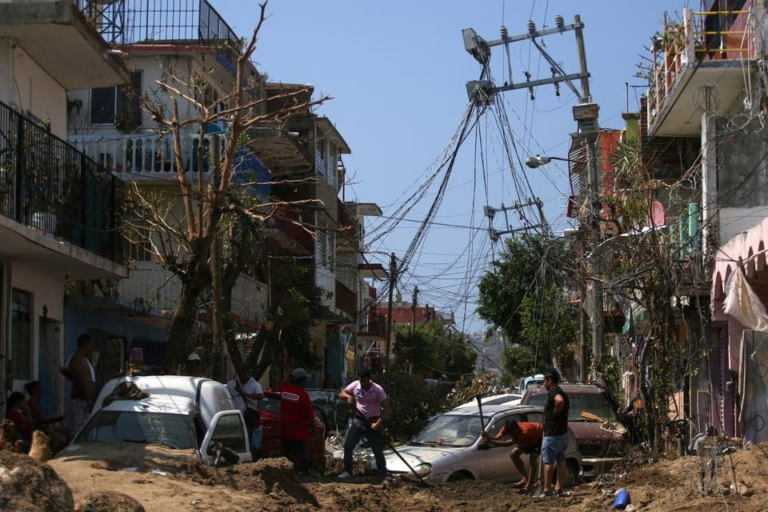 100 dead or missing in Mexico from hurricane, food and water worries persist