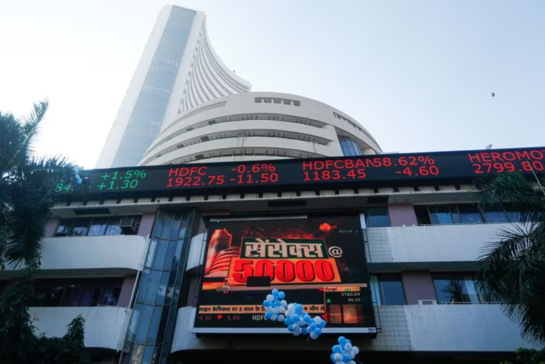 Indian shares Surge, Fueled by Upturn in IT and Adani Group Stocks