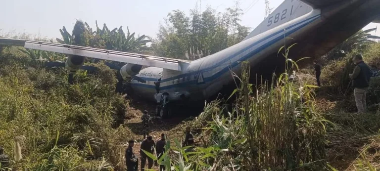 Myanmar army plane skids off runway in Mizoram Airport, India 8 injured