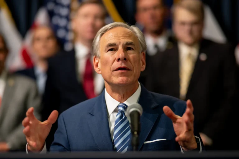 High-Profile Republicans Push Texas to Defy Supreme Court Border Ruling