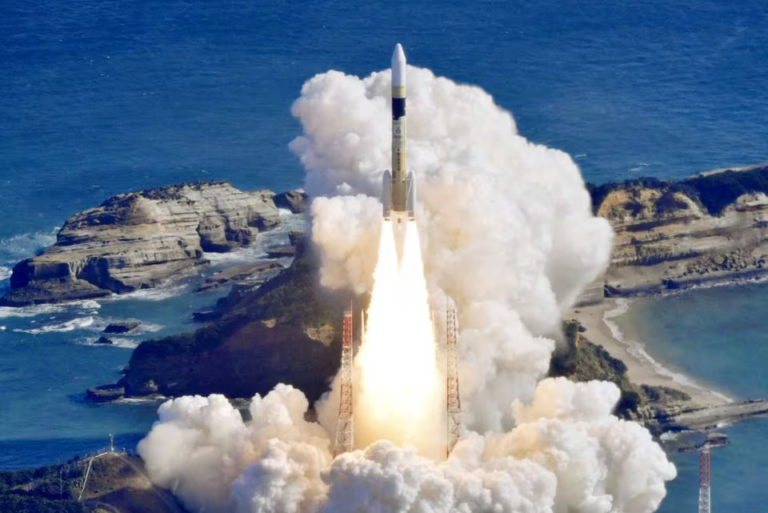 Mitsubishi Heavy launches H-IIA rocket carrying Japan’s spy satellite