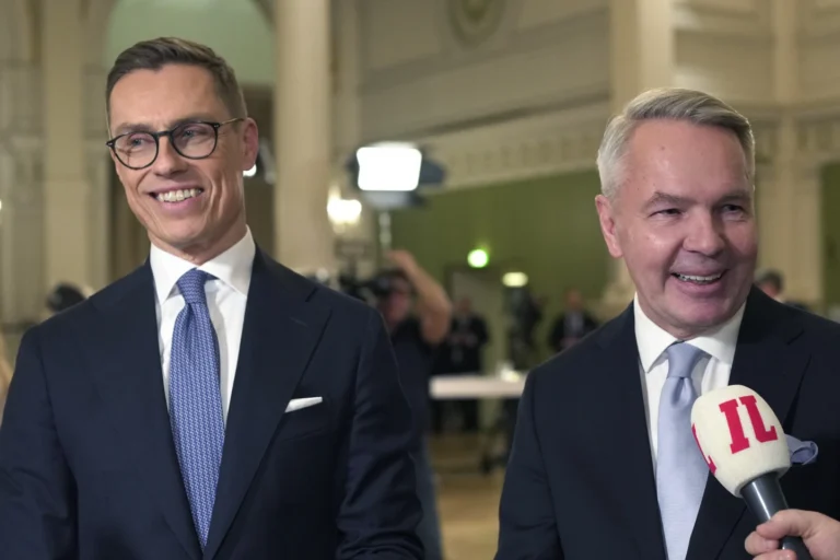 Former PM Alexander Stubb wins Finnish presidency, narrowly defeating ex-top diplomat Pekka Haavisto