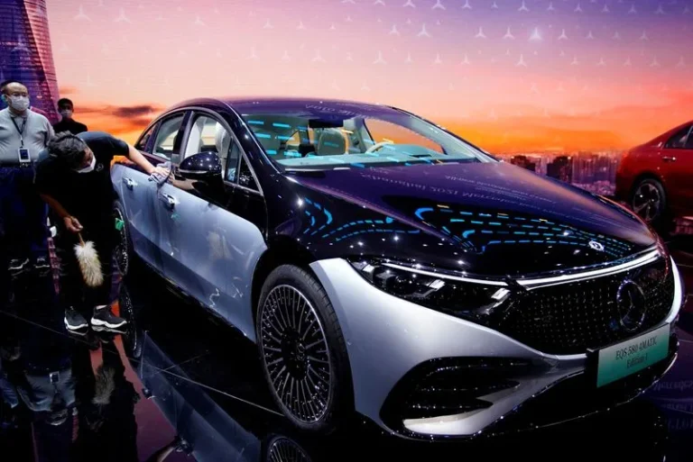 Mercedes-Benz observes a rising trend of Indian buyers selecting electric vehicles as their first luxury car