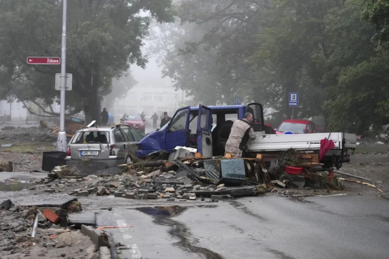 Central Europe faces more deadly flooding, Poland declares disaster, death toll may rise