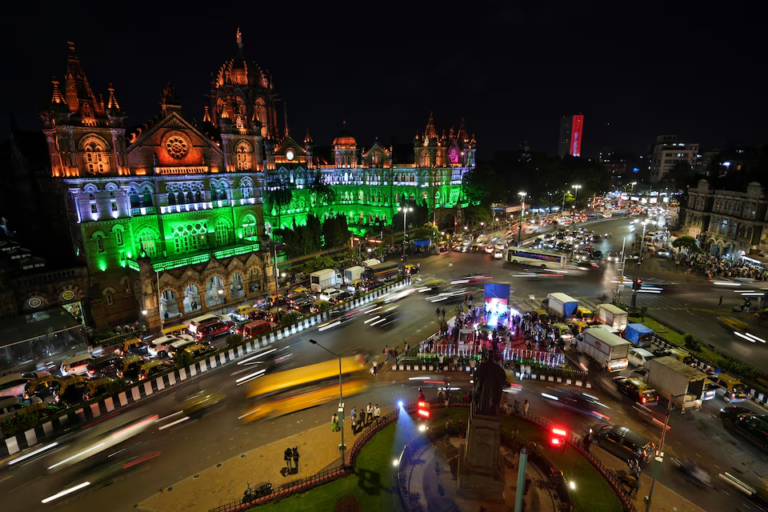 Mumbai Plans to Soon Ban Diesel and Petrol Vehicles to Protect the Environment