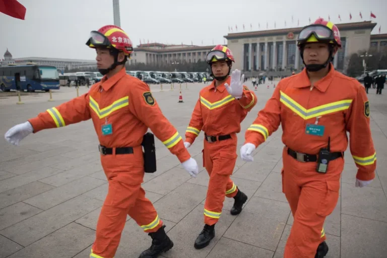 Fire at market in Zhangjiakou, northern China kills at least eight people and injures 15