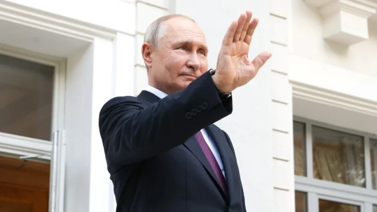 Putin Signals Openness to Meeting with Trump