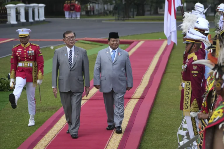 Indonesia and Japan Pledge Stronger Defense and Economic Cooperation Amid Rising Regional Tensions