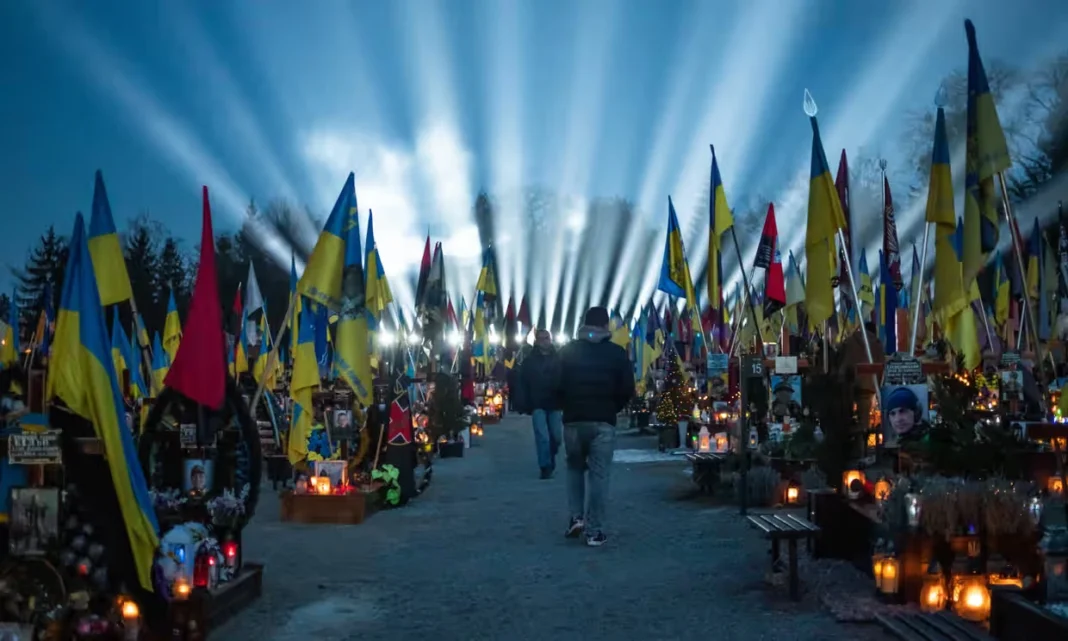 Foreign leaders arrive in Kyiv to mark the third anniversary of the war