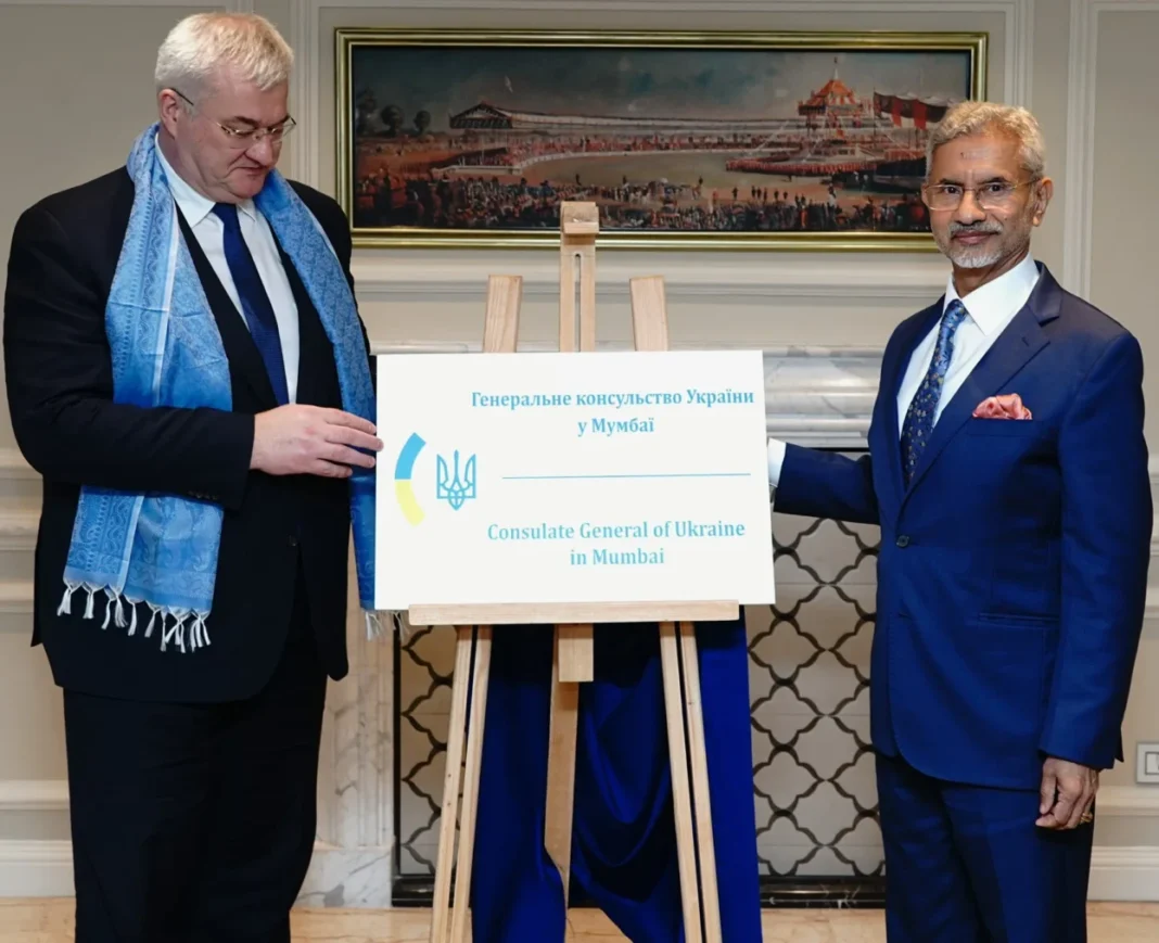 Ukraine Open to Peace Talks but Firm on Sovereignty, Says Foreign Minister in India