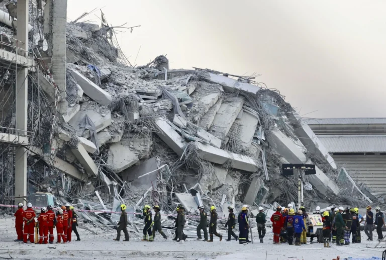 Myanmar earthquake death toll exceeds 1,600 as Thailand rushes to rescue workers