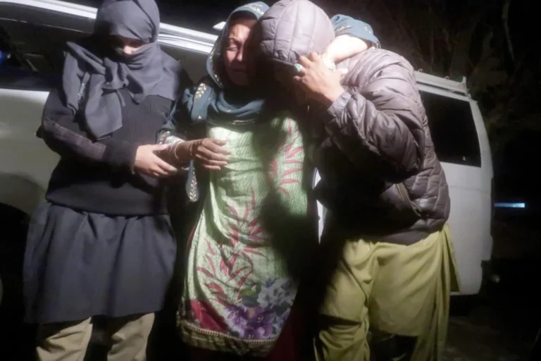 Pakistani Security Forces Rescue 190 Hostages from Hijacked Train in Balochistan