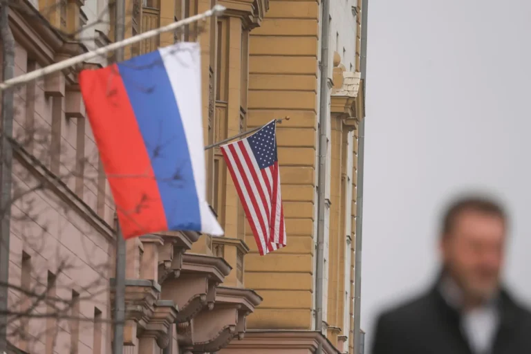 Russia says it awaits US information before accepting ceasefire with Ukraine