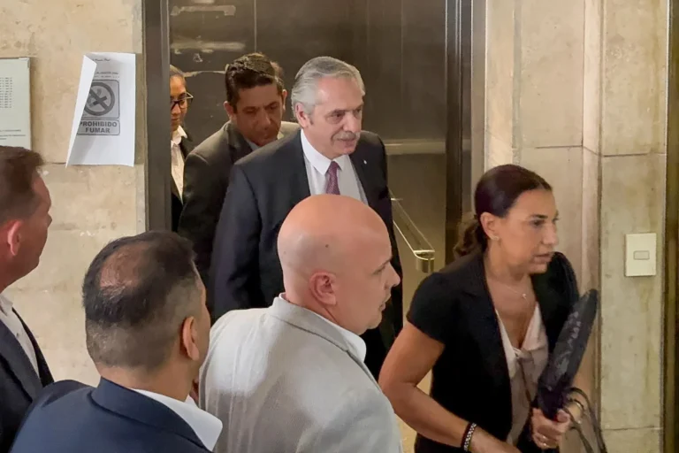 Argentine Court Upholds Gender Violence Charges Against Former President Alberto Fernández