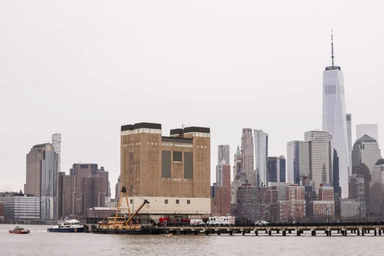 Multiple Fatalities After Helicopter Crashes into New York’s Hudson River