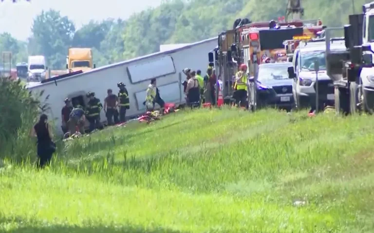 Tour bus overturns on New York highway, leaving multiple dead