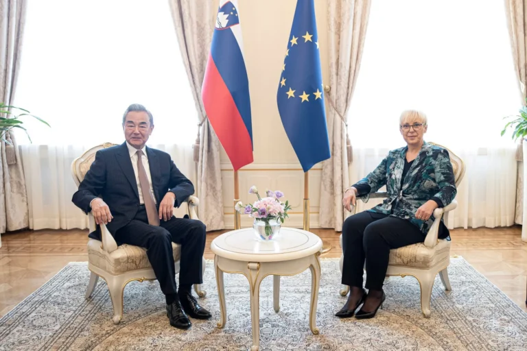 Chinese FM Wang Yi Meets Slovenian Leaders in Ljubljana, Pledges Stronger Ties Amid Europe Visit