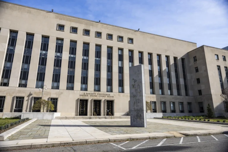 US court blocks immediate deportation of Guatemalan children from US