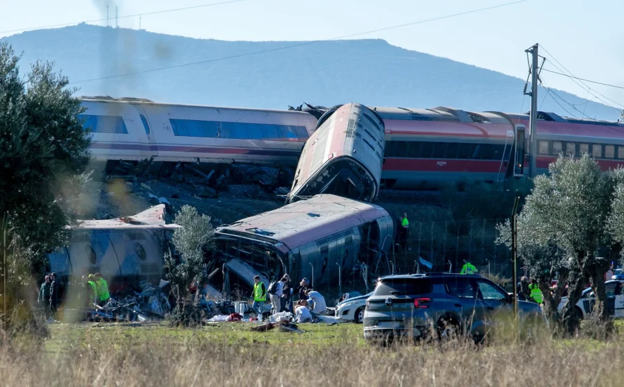 Death toll rises to 68 after two high-speed trains collide near Toledo